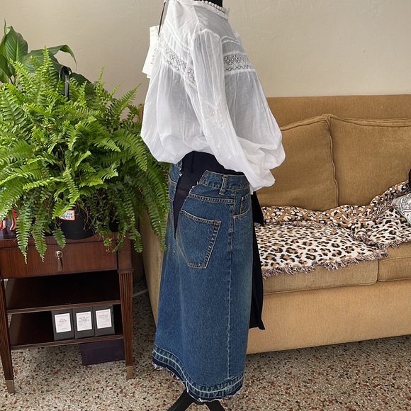 Ba&sh white 100% cotton from India size 3= M/L us . Sacai jean skirt 🥰 - Picture 5 of 5